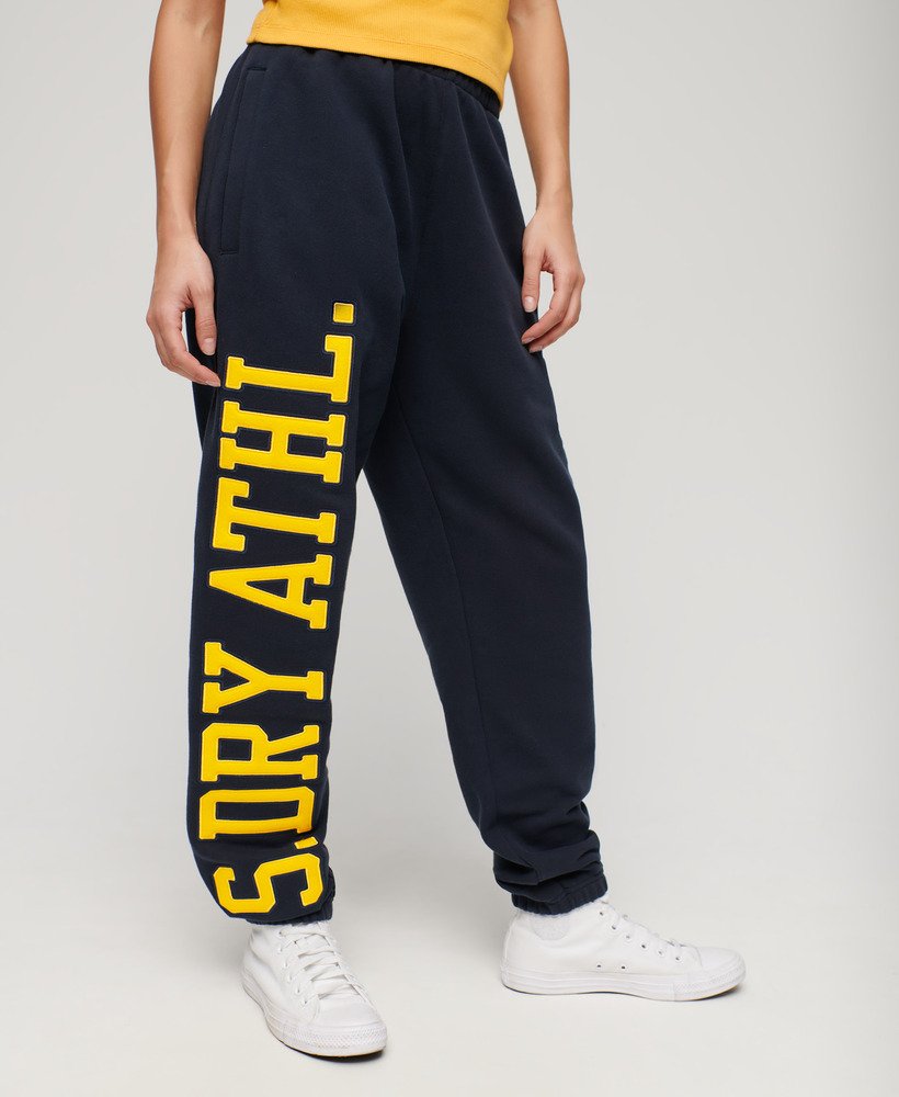 college logo boyfriend jogger in eclipse navy