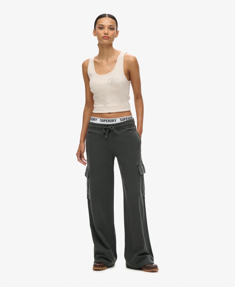 athletic essentials vintage wide cargo jogger in gewassen zwart