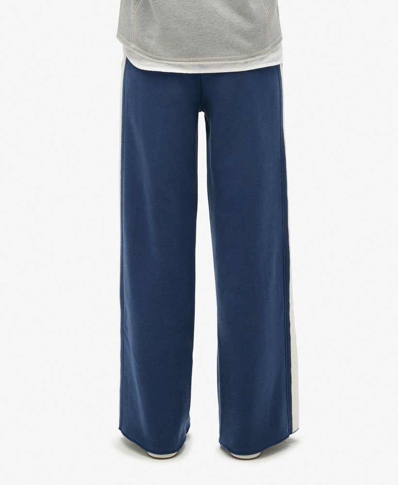 essential logo rechte joggingbroek in marineblauw