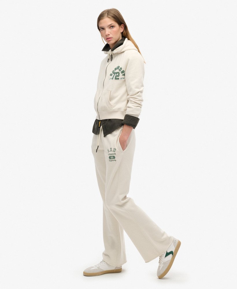 athletic essentials low rise flare joggers in turtledove cream