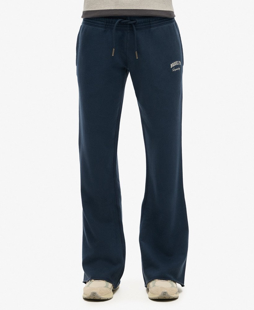 athletic essentials low rise flare joggers in richest navy