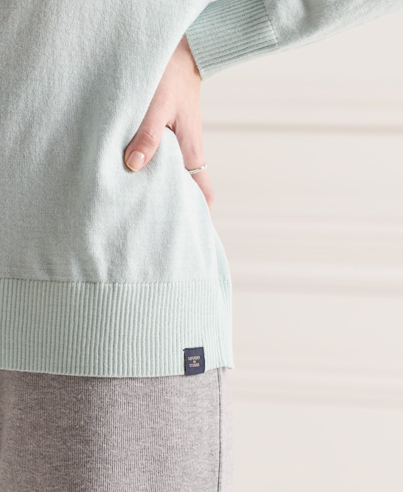 merino coltrui in surf spray