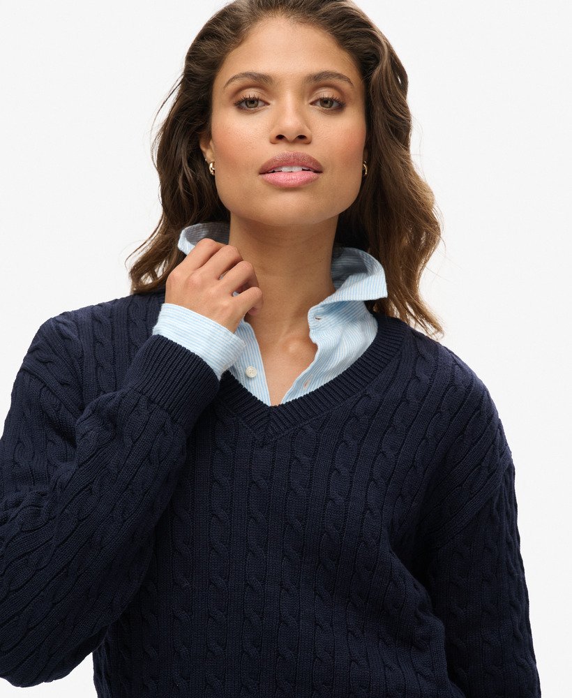 oversized kabeltrui met v-hals in eclipse navy