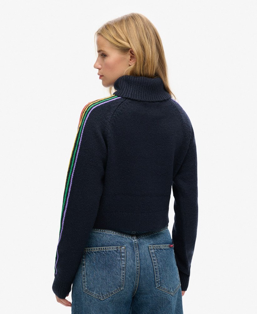 trui met rolkraag en raglanmouwen met zijstrepen in marineblauw met meerdere strepen.