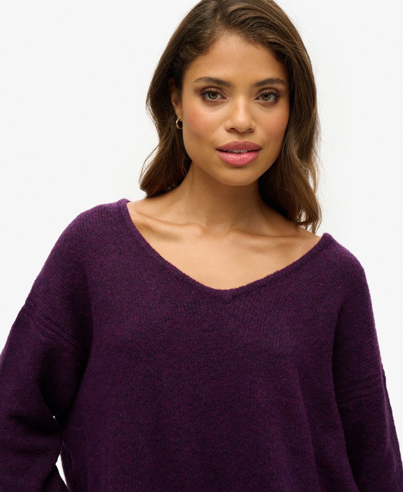 oversized v-hals trui in diep pruimpaarse twist