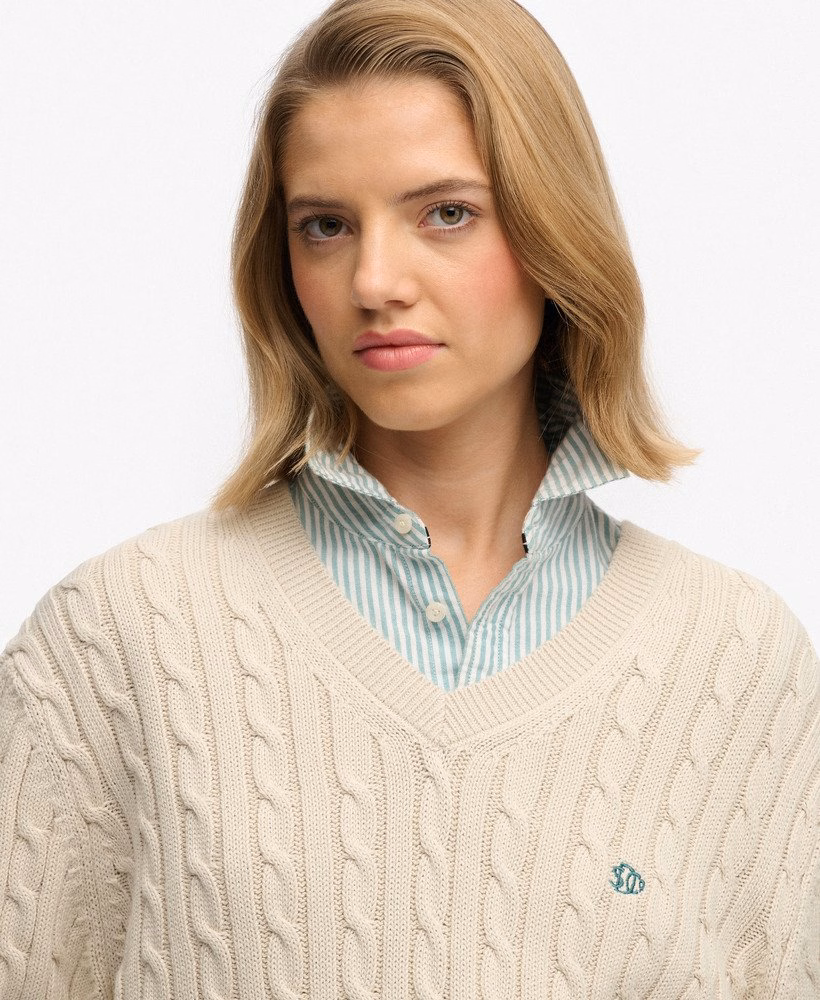 Extra grote V-hals kabeljumper