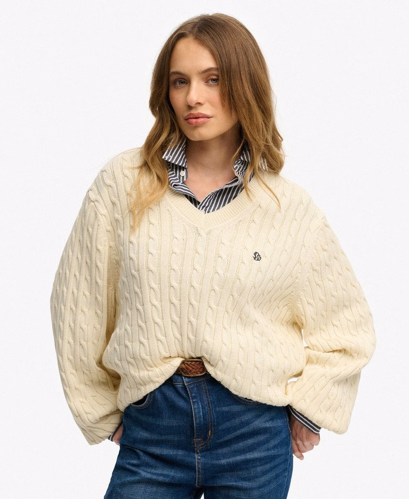 Extra grote V-hals kabeljumper