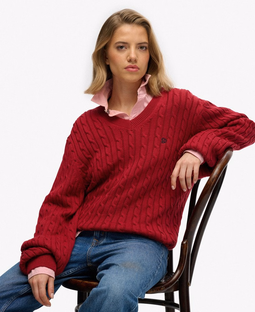 Extra grote V-hals kabeljumper