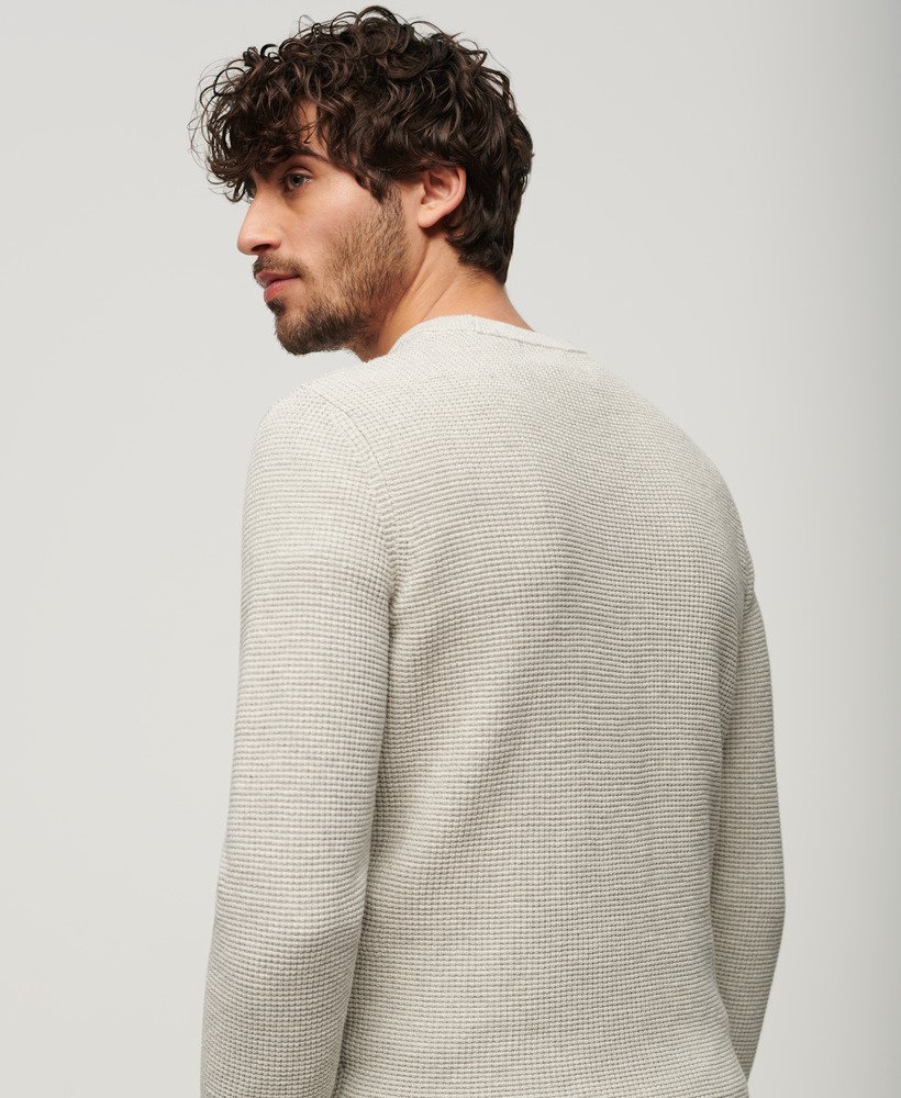 trui met ronde hals en textuur in de kleur moon mist heather.