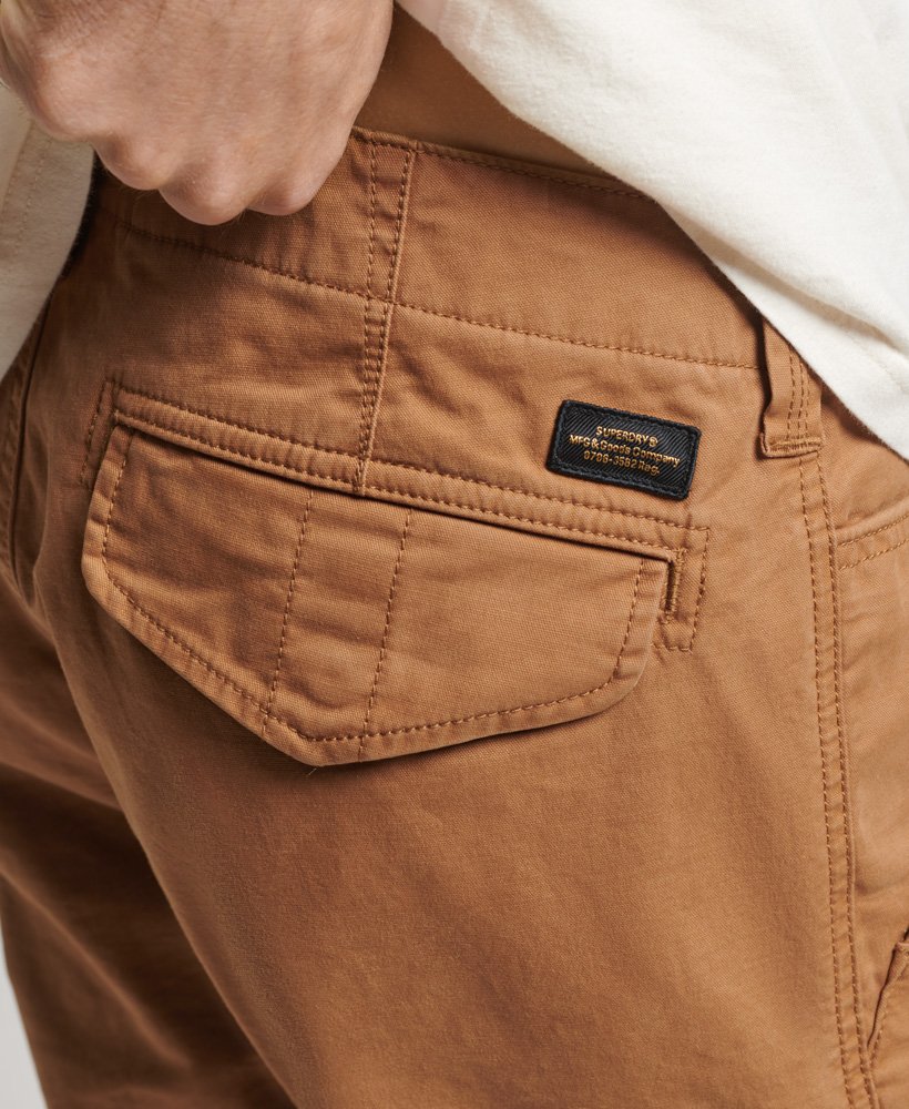 biologische katoenen cargo shorts in de kleur tabaksbruin van denim co.