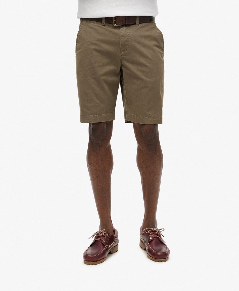 vintage chino shorts in stoffig olijfgroen