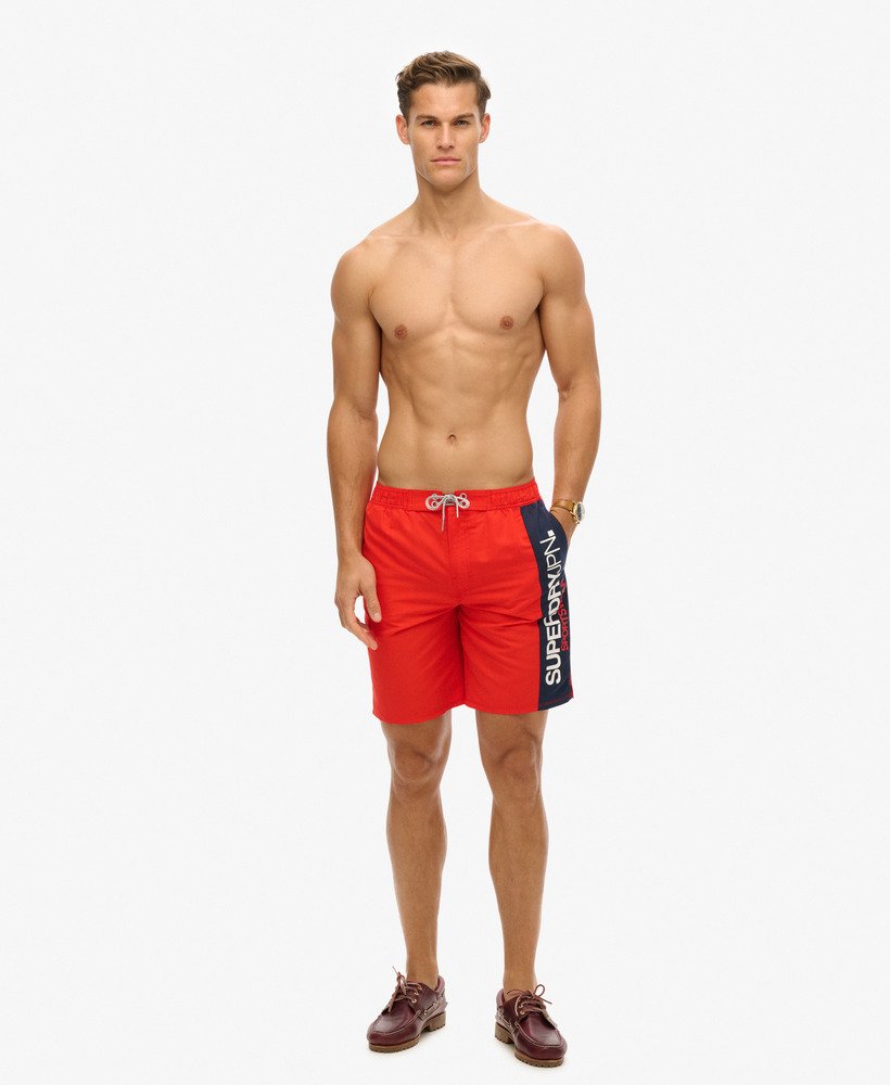 sportkleding logo boardshorts van gerecycled materiaal 19 inch in appelrood