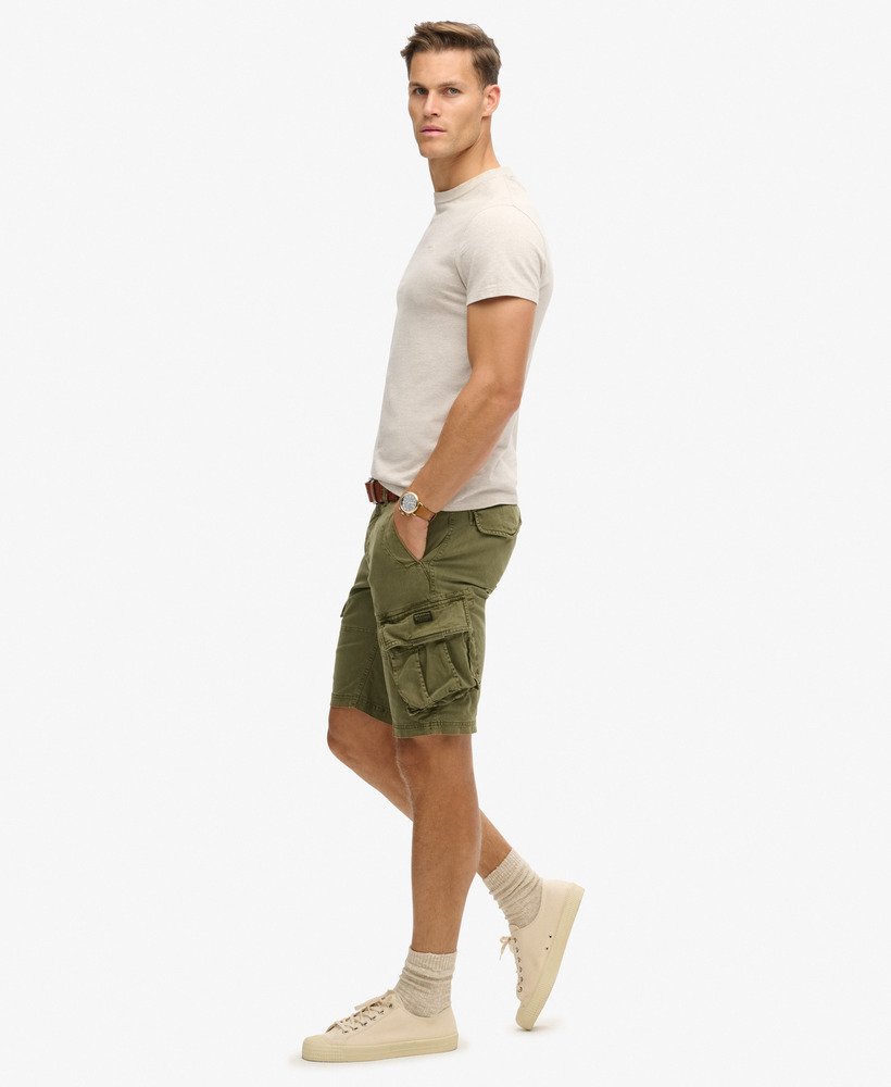 core cargo short in bieslookgroen