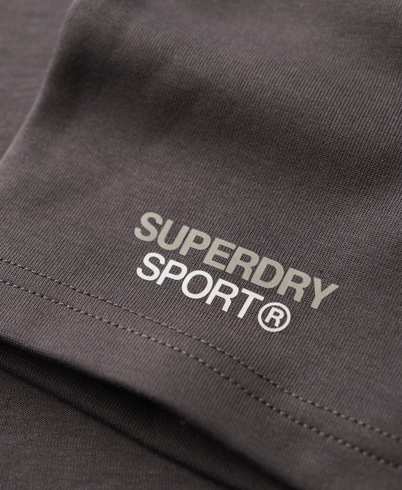 sport tech logo tapered shorts in donker leigrijs