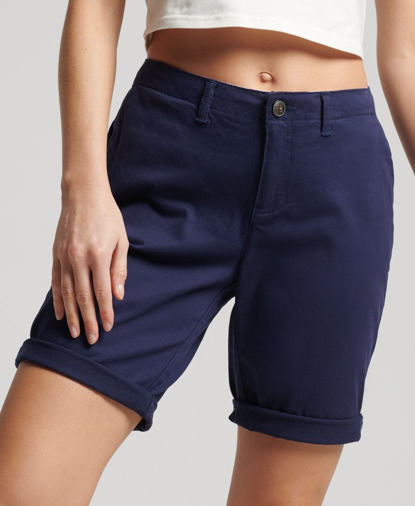 city chino shorts in atlantic navy