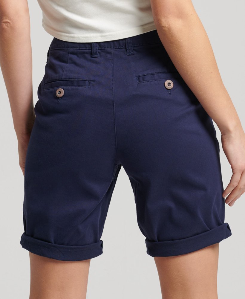 city chino shorts in atlantic navy
