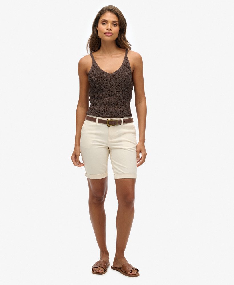 city chino shorts in oyster
