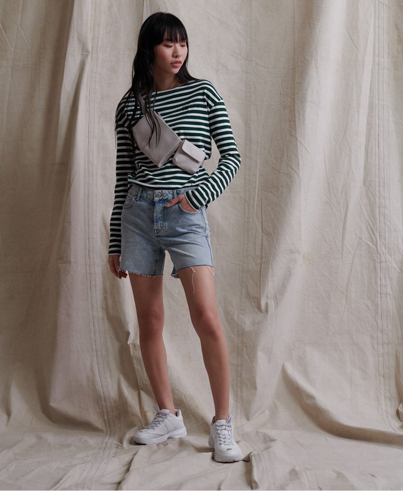 middellange denim shorts in gebleekte indigo kleur.