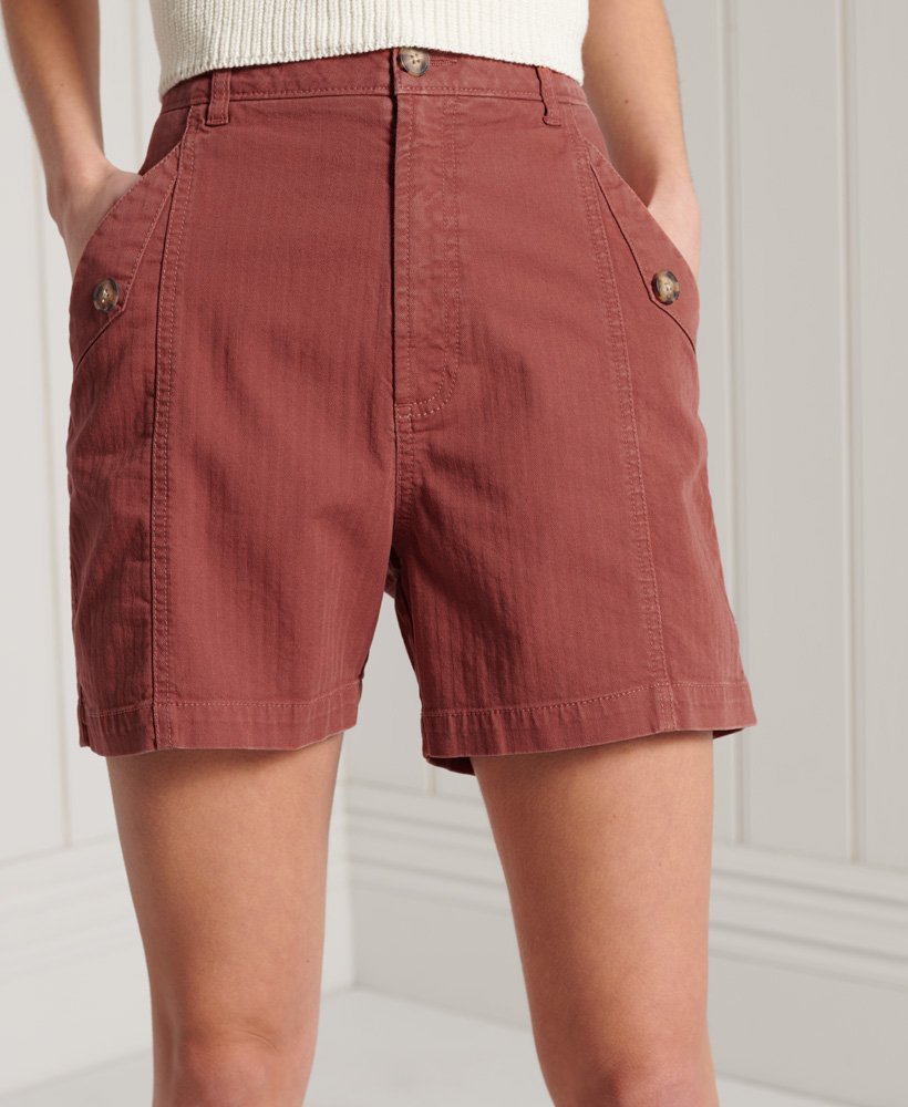 utilityshorts in roodbruin