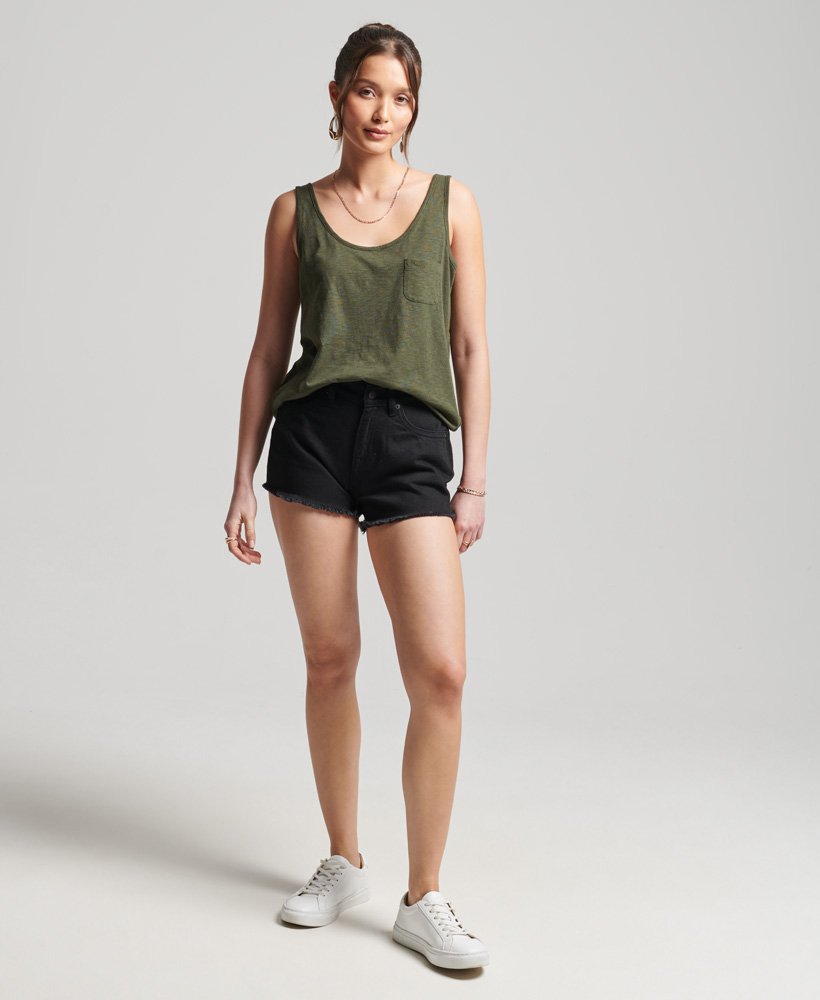 high-rise denim shorts van organic cotton studios in zwart.