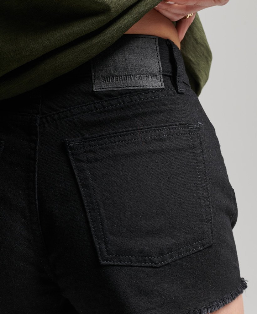 high-rise denim shorts van organic cotton studios in zwart.