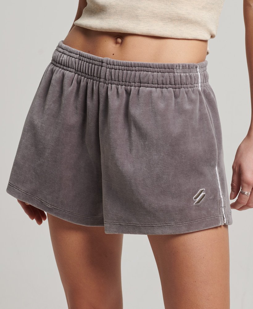 s-logo velours shorts in grijs kwarts