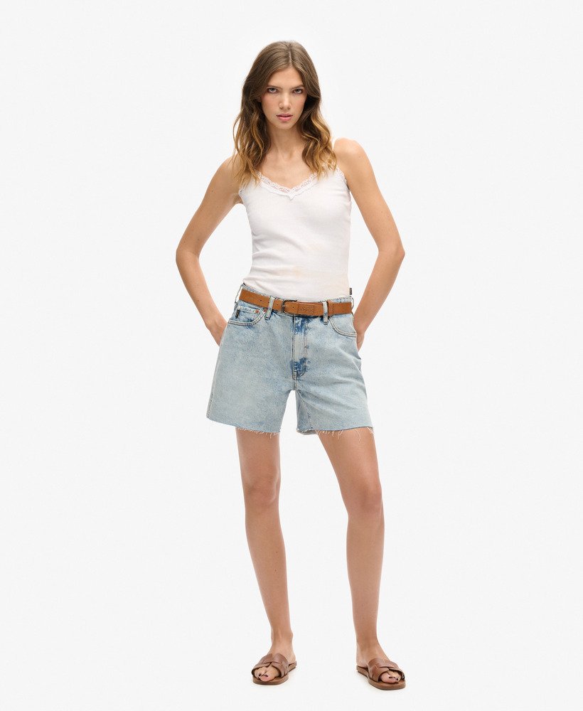 middelhoge afgesneden korte broek in vintage stijl voor de lente.