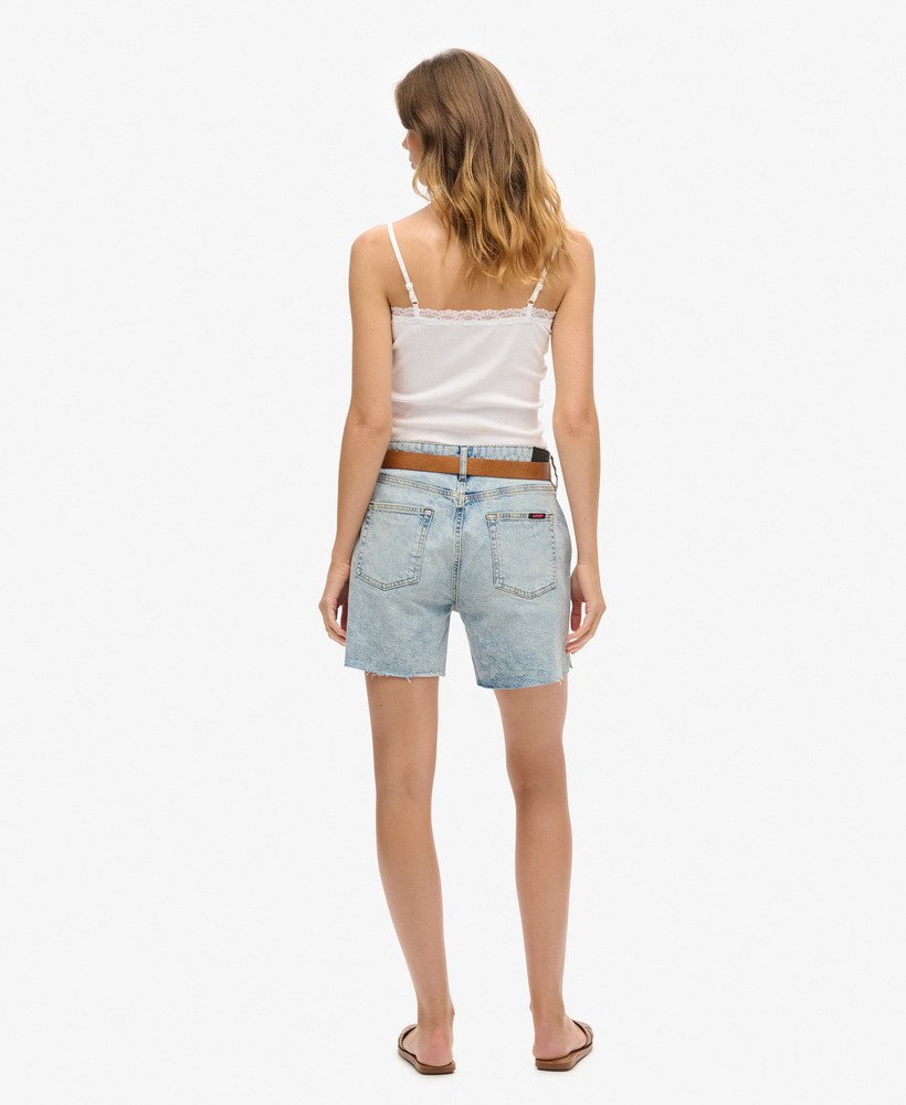middelhoge afgesneden korte broek in vintage stijl voor de lente.