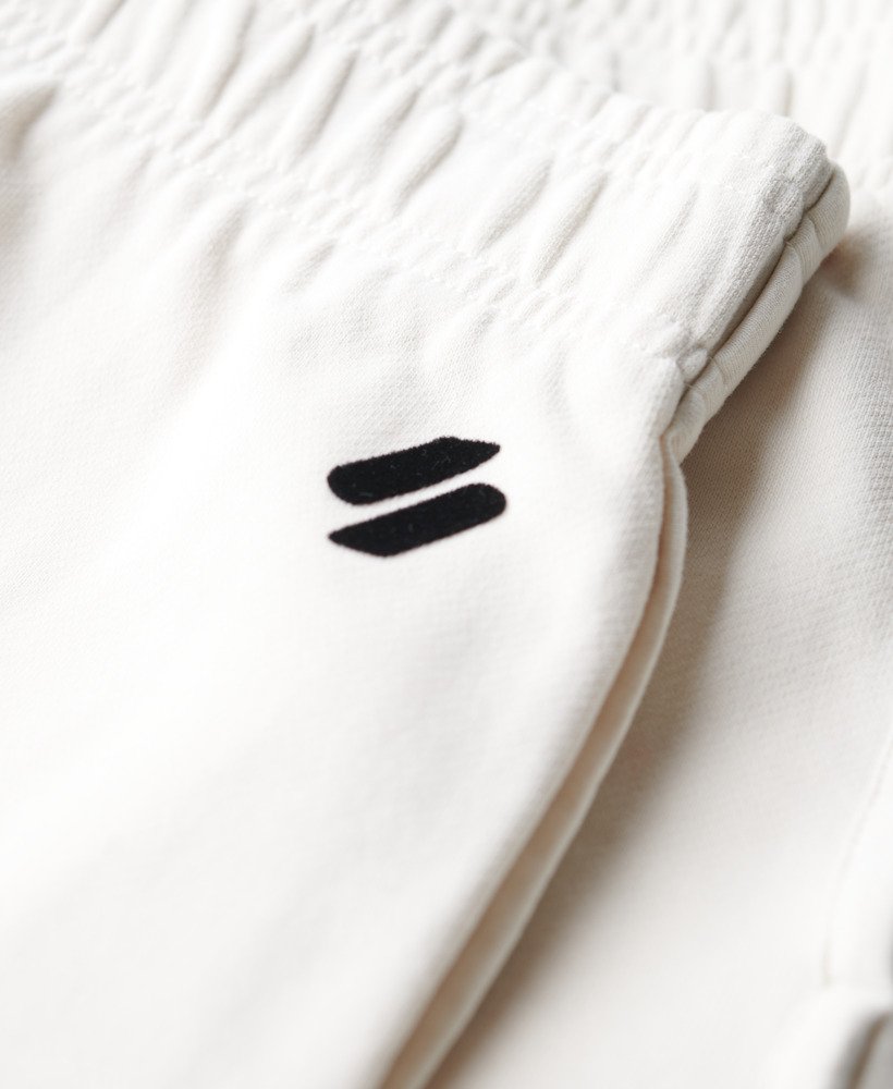 sportieve racershorts met logo in rijstwit