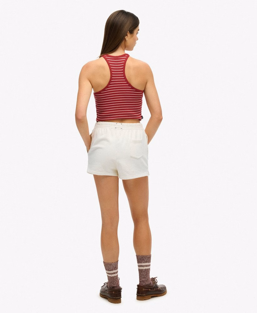 Athletic Essentials shorts met tonale borduursels