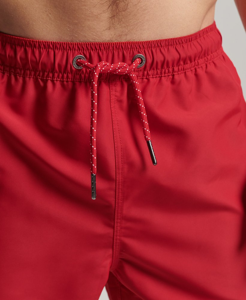 polo zwembroek van gerecycled materiaal in rood.