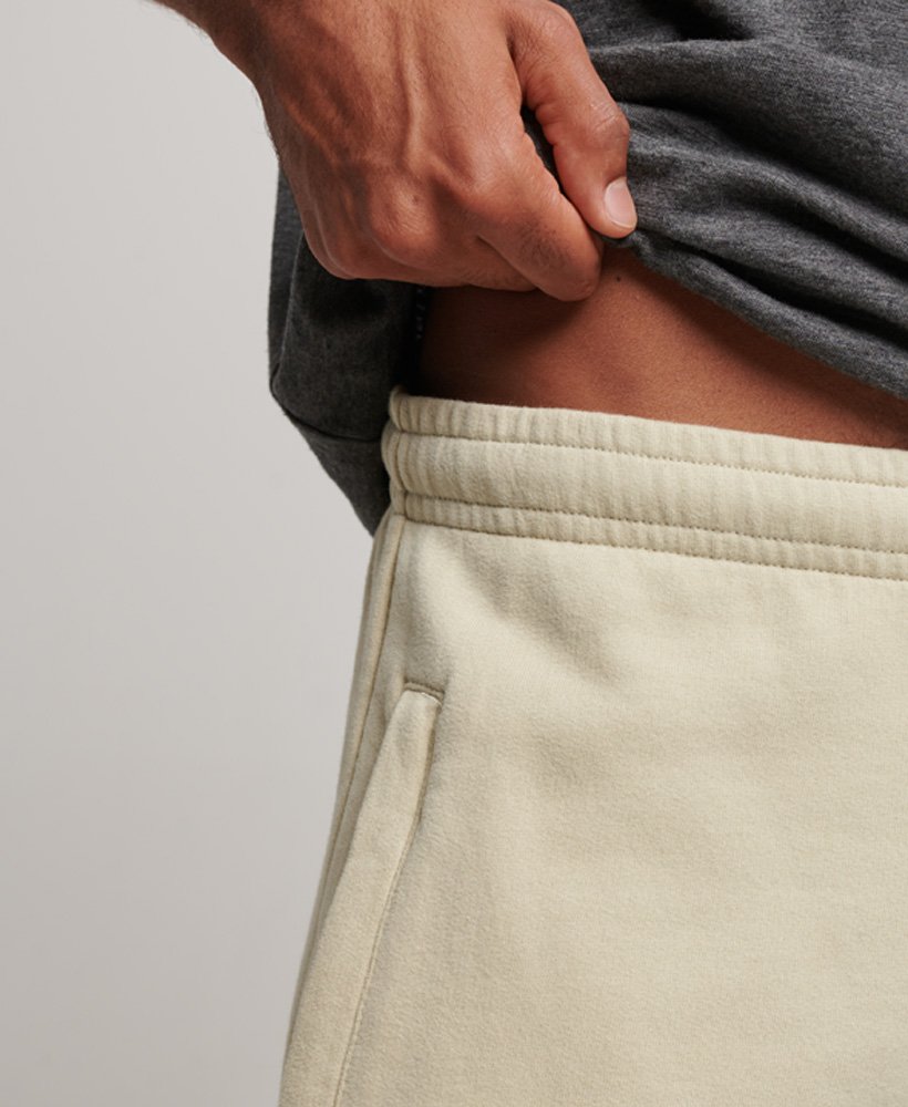 core sport shorts in pelican beige