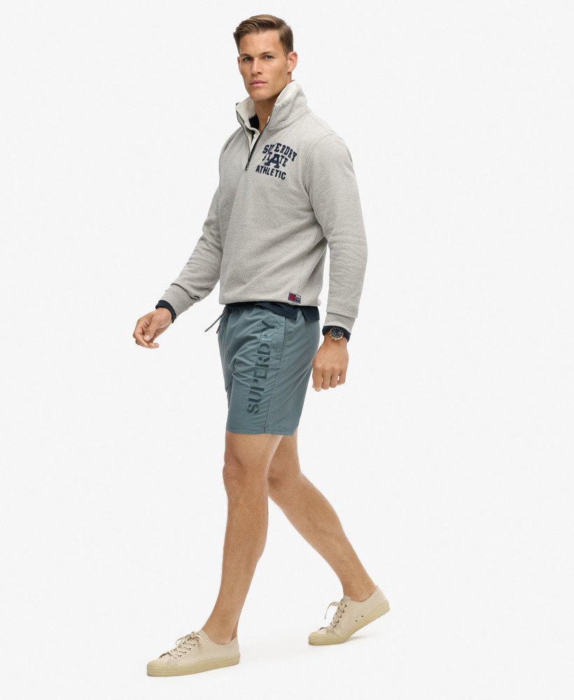 premium geborduurde zwembroek van 43 cm in stormgrijs.