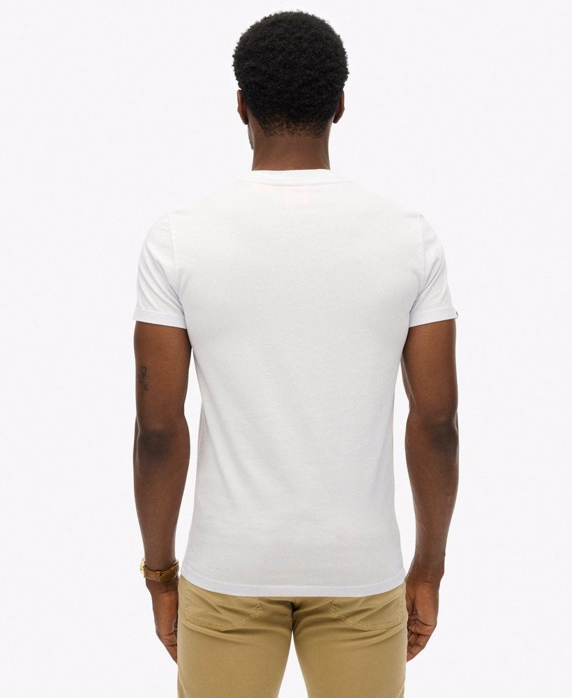 Essential Logo T-shirt