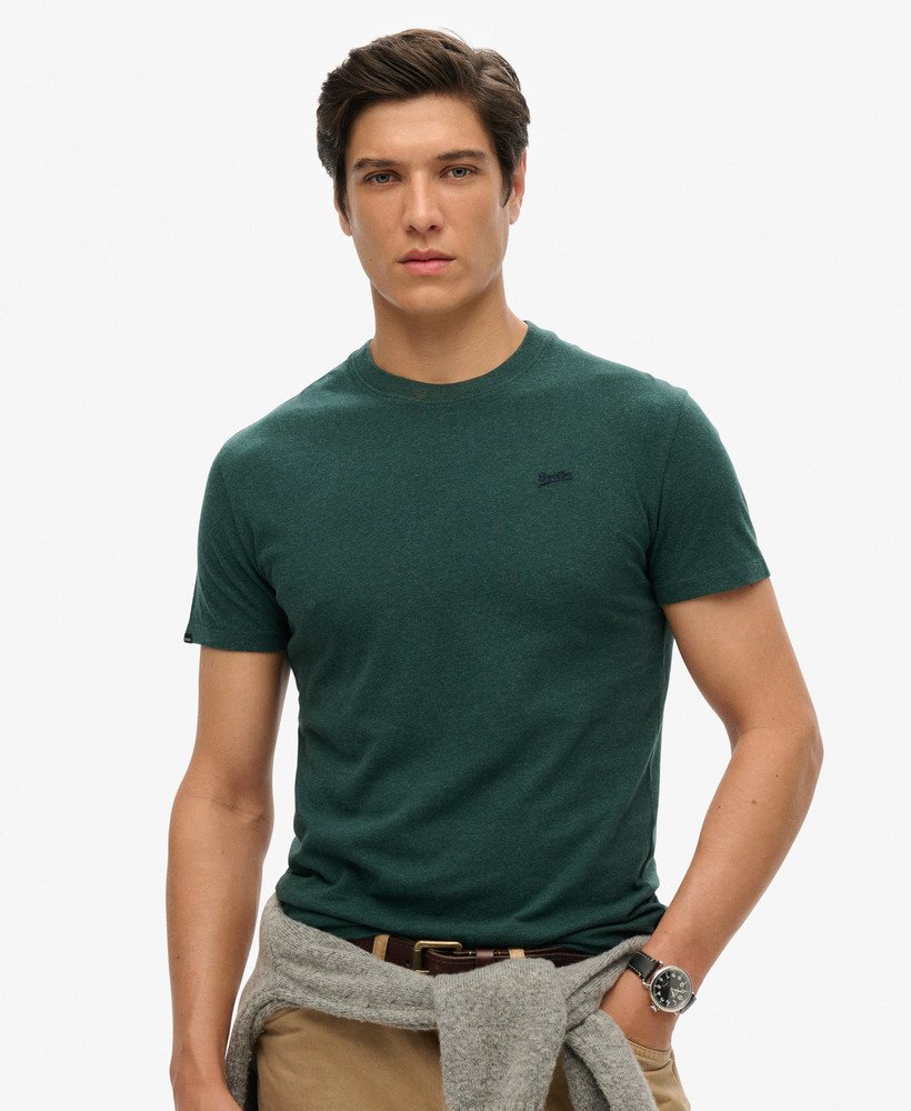 essential t-shirt met klein logo van biologisch katoen in buck green marl.