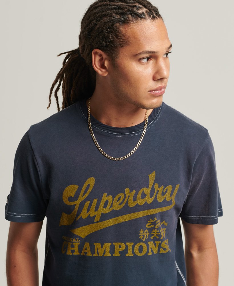 limited edition vintage 04 rework classic t-shirt in donkerblauw