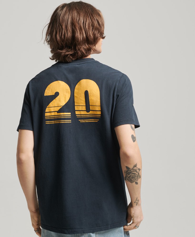 vintage terrain classic t-shirt in zwart