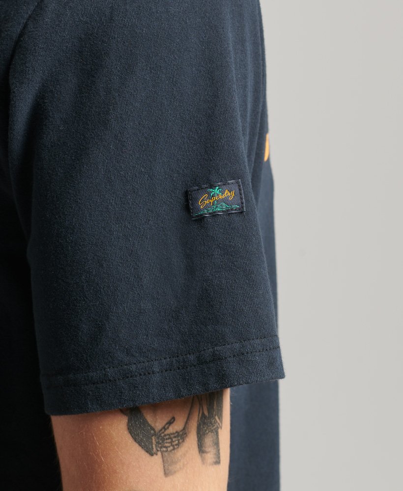 vintage terrain classic t-shirt in zwart