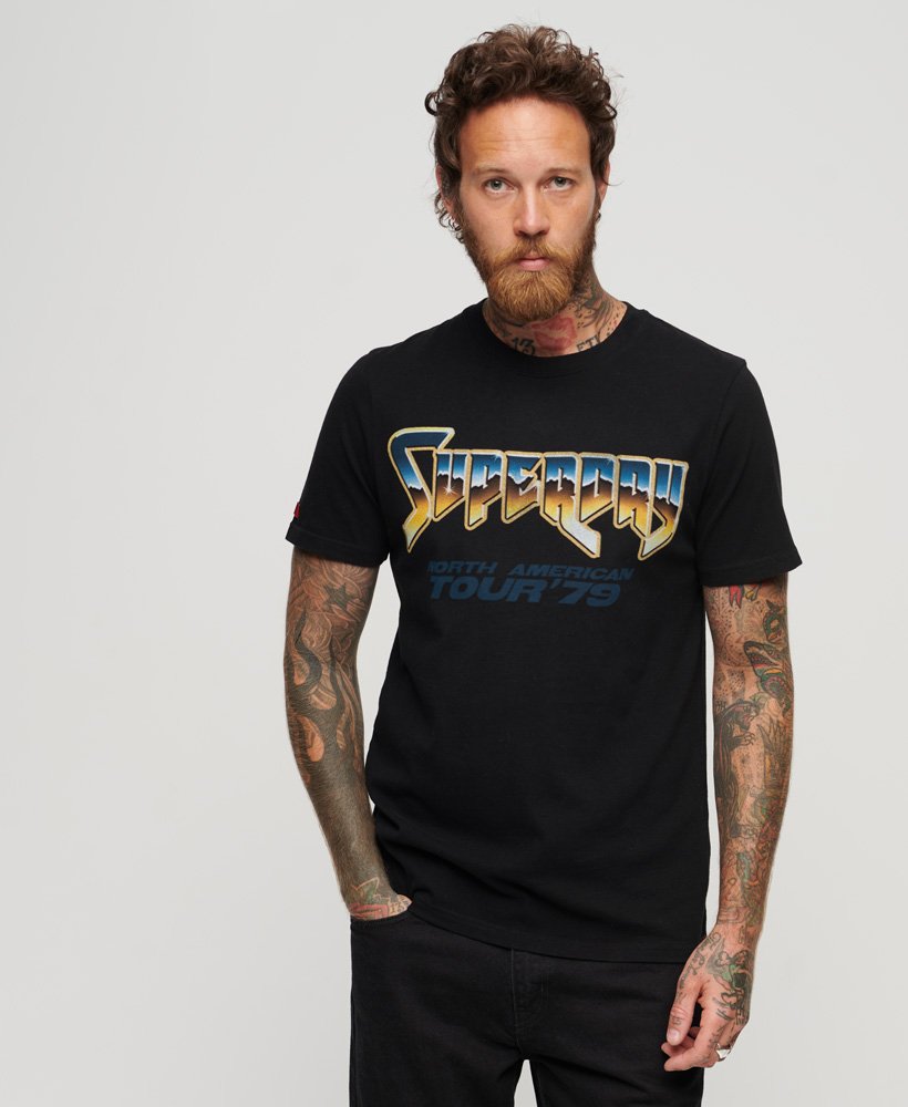 t-shirt met grafische print van een rockband uit de jaren 70 in zwart.