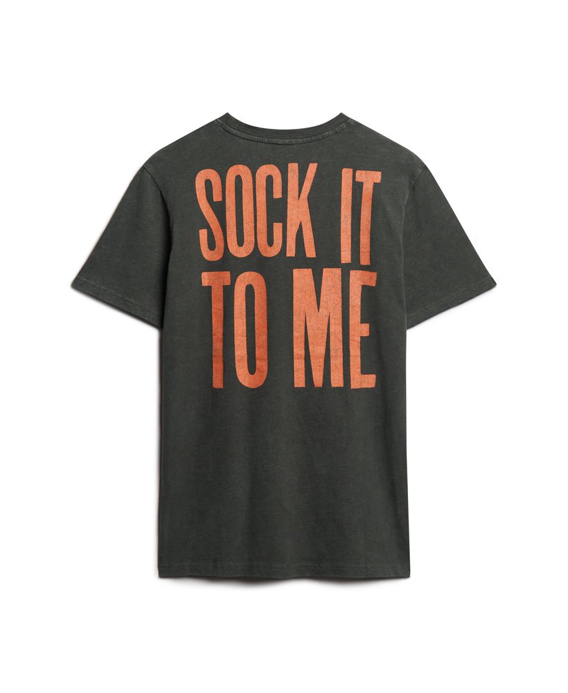 t-shirt met grafische print van een band in lo-fi-stijl uit de jaren 70 in gewassen zwart met een grove structuur.