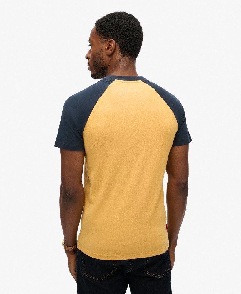 baseball t-shirt met essential logo van biologisch katoen in okergeel gemêleerdeclipse marineblauw