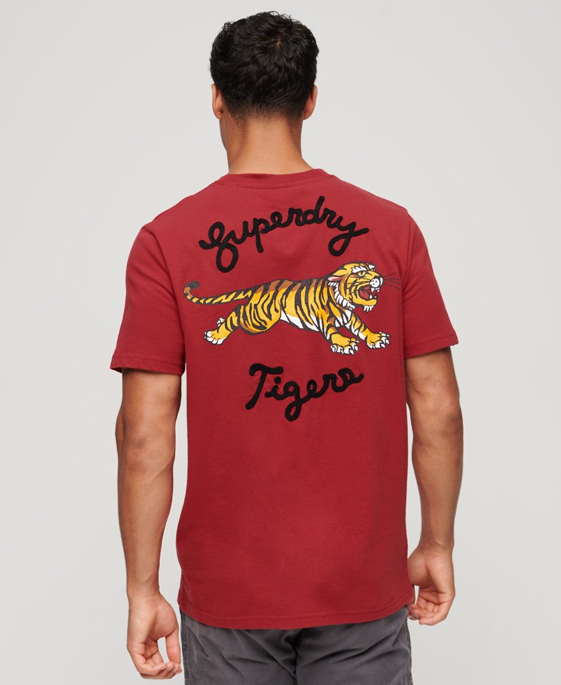 stay lucky graphic t-shirt in chilli pepper red