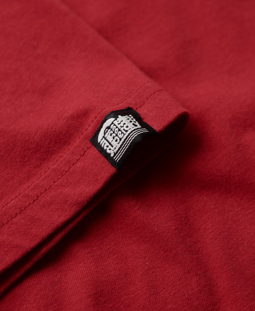 stay lucky graphic t-shirt in chilli pepper red