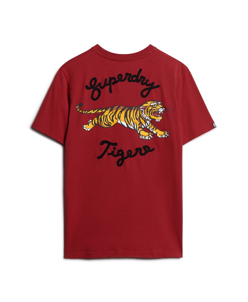 stay lucky graphic t-shirt in chilli pepper red