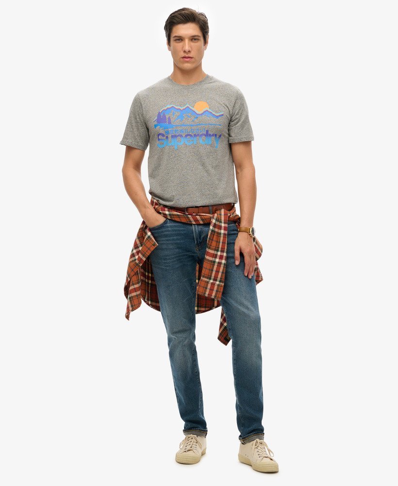 core logo great outdoors t-shirt in asfaltgrijs met structuur.