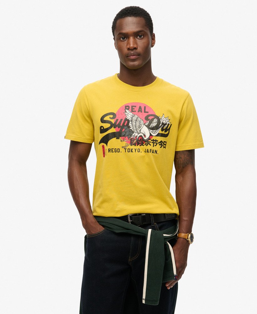 tokyo graphic t-shirt in oliegeel