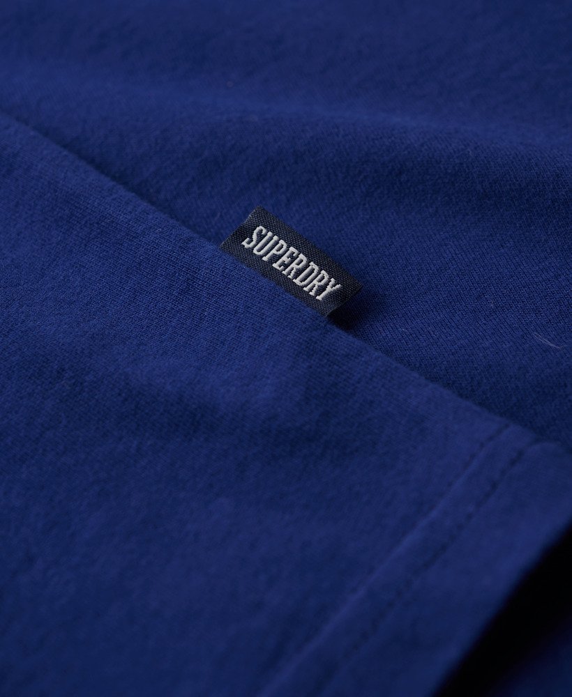 t-shirt met essential logo van biologisch katoen in supermarine navy
