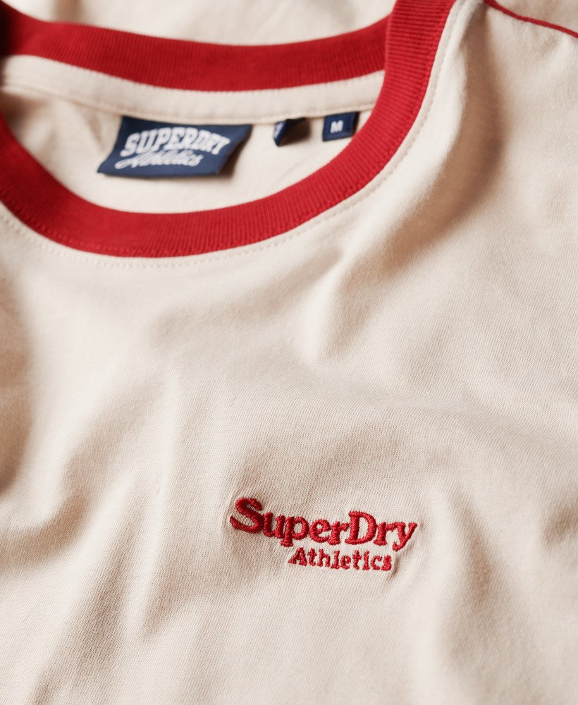 essential logo retro t-shirt in havermoutchilipeperrood
