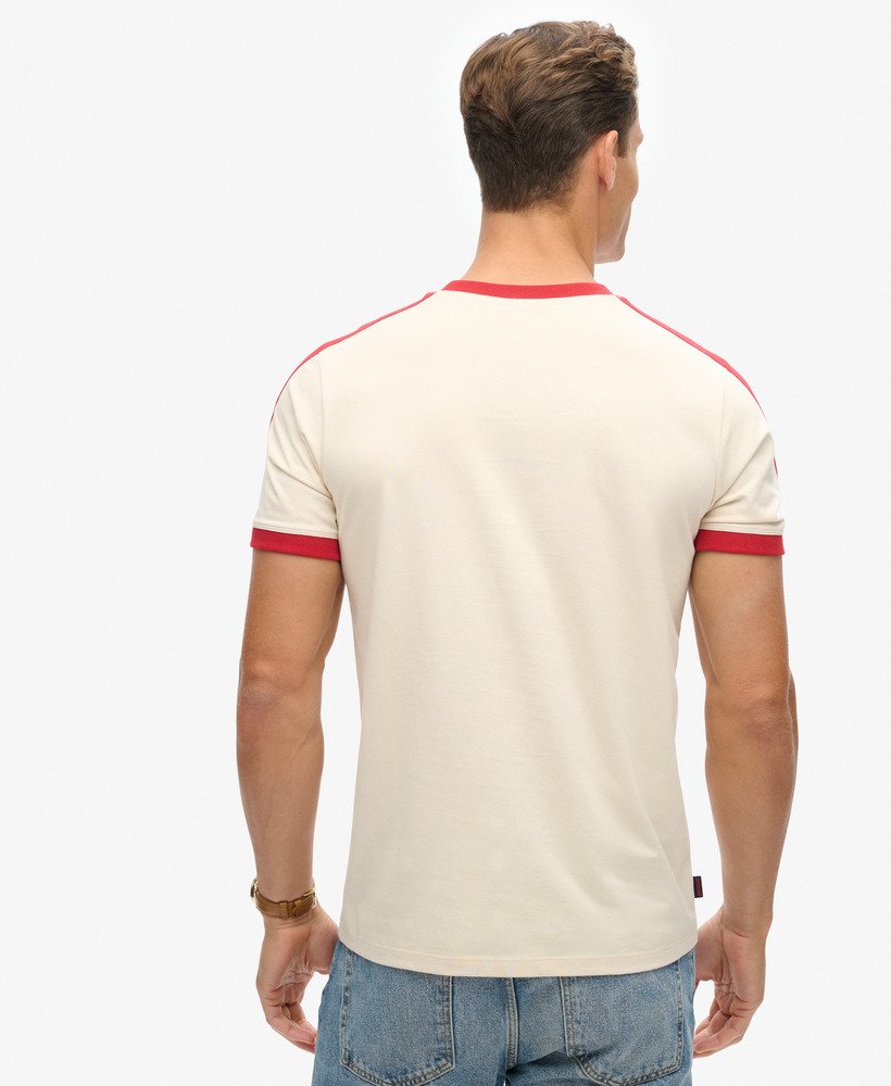 essential logo retro t-shirt in havermoutchilipeperrood