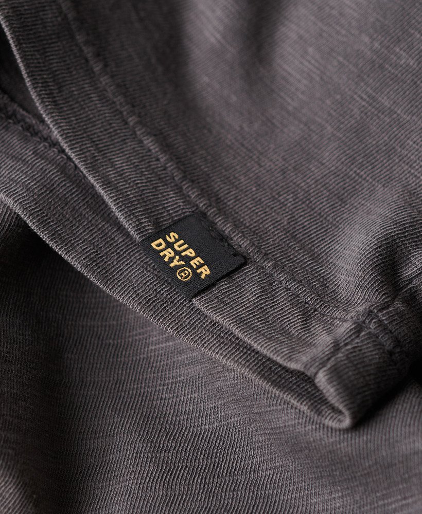 t-shirt met v-hals en korte mouwen van slubstof in donkergrijs.